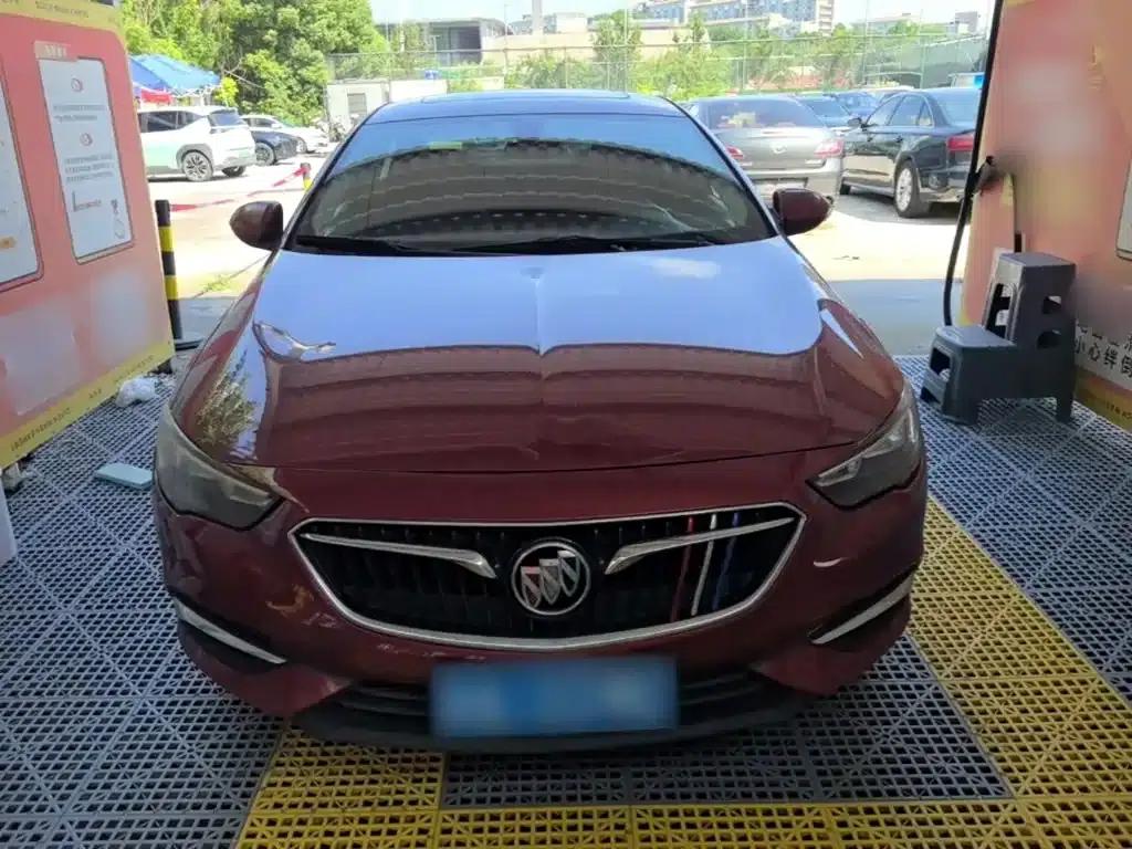 Buick Regal 2017 20T Elite — миниатюра 3