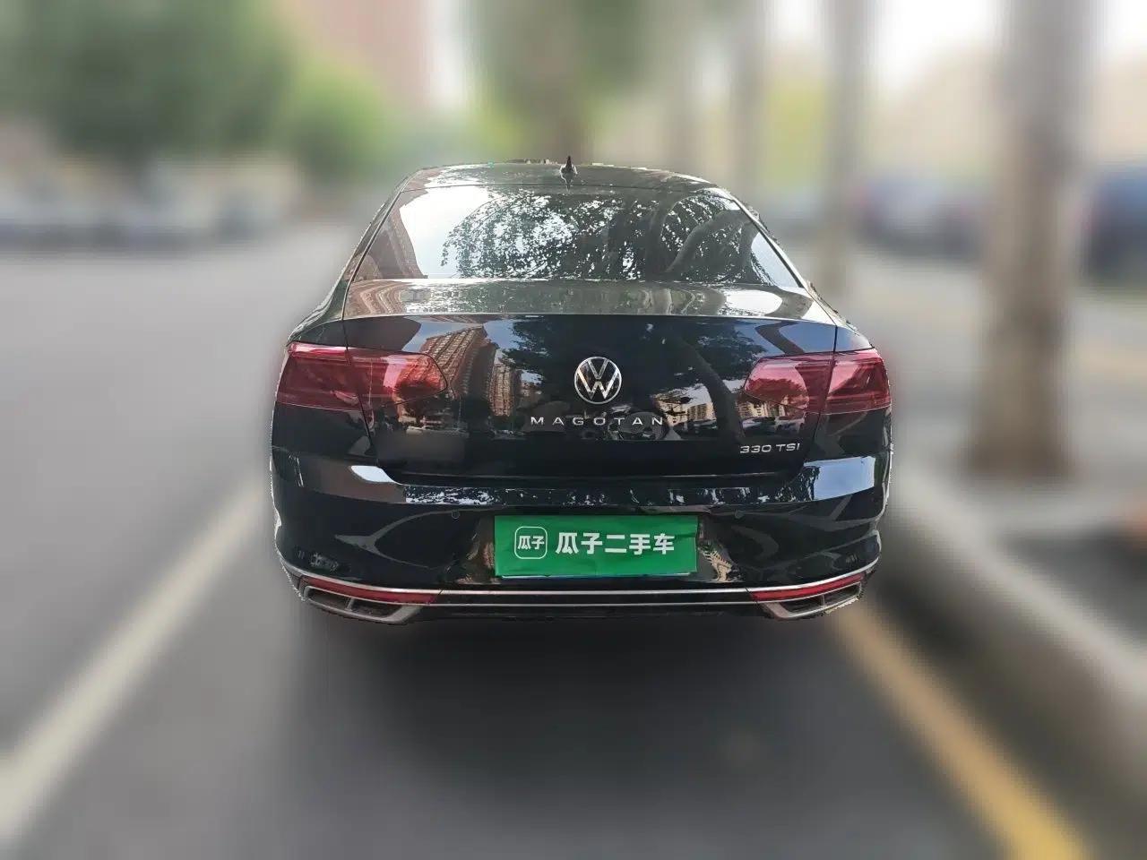 Volkswagen Magotan 2023 2 Million Units Commemorative Edition 330TSI DSG Luxury Version — миниатюра 5