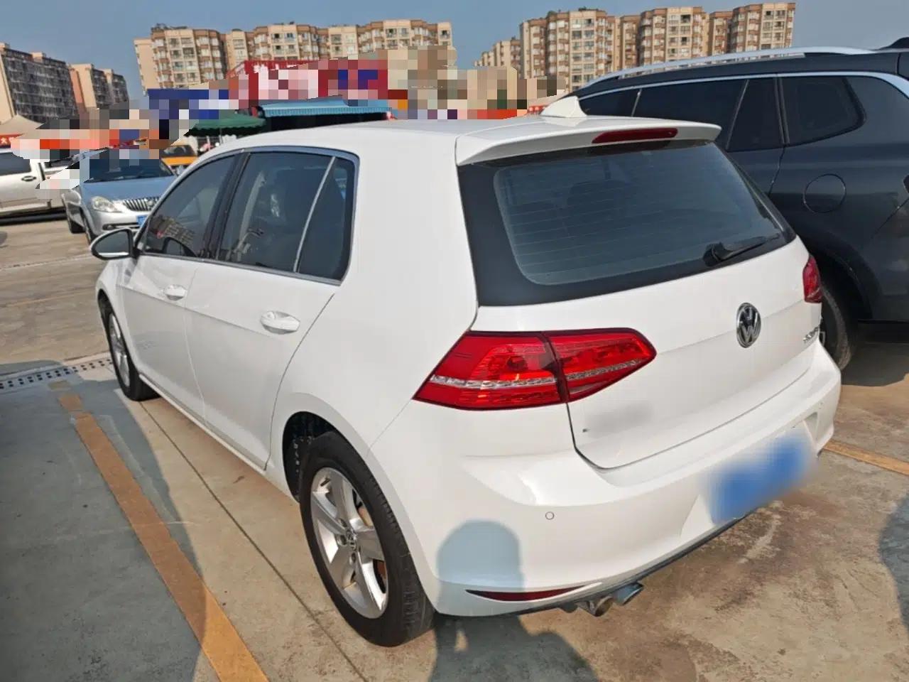 Volkswagen Golf 2016 230TSI Automatic Comfort Version — миниатюра 4