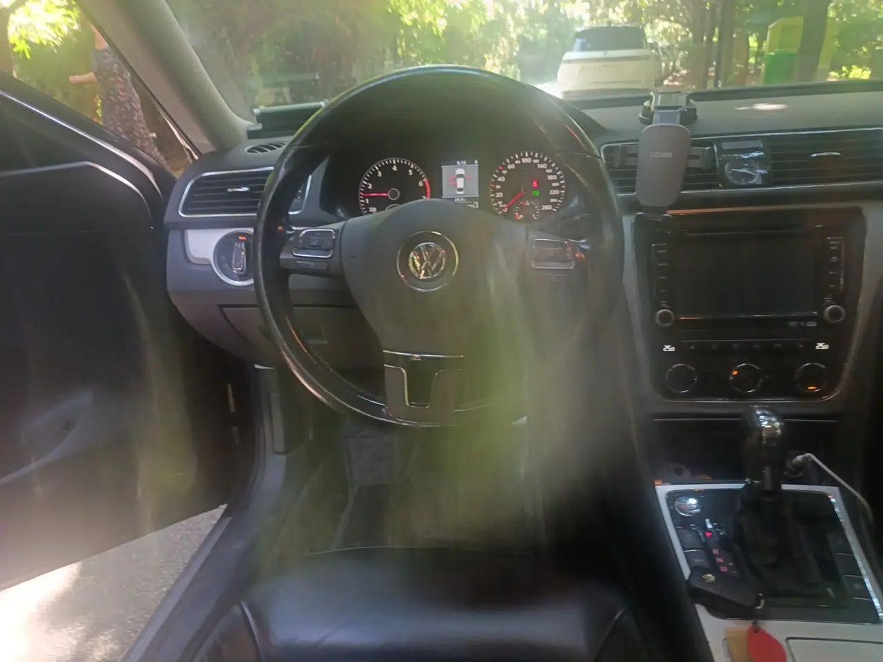 Volkswagen Passat 2013 1.8TSI DSG Prestige Edition — миниатюра 9