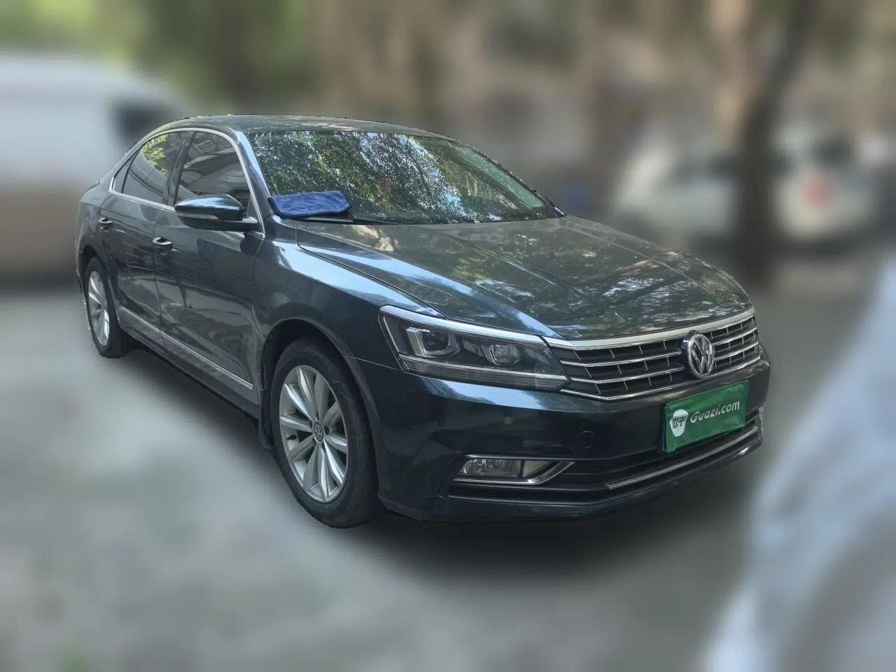 Volkswagen Passat 2017 330TSI DSG Luxury Edition — миниатюра 3