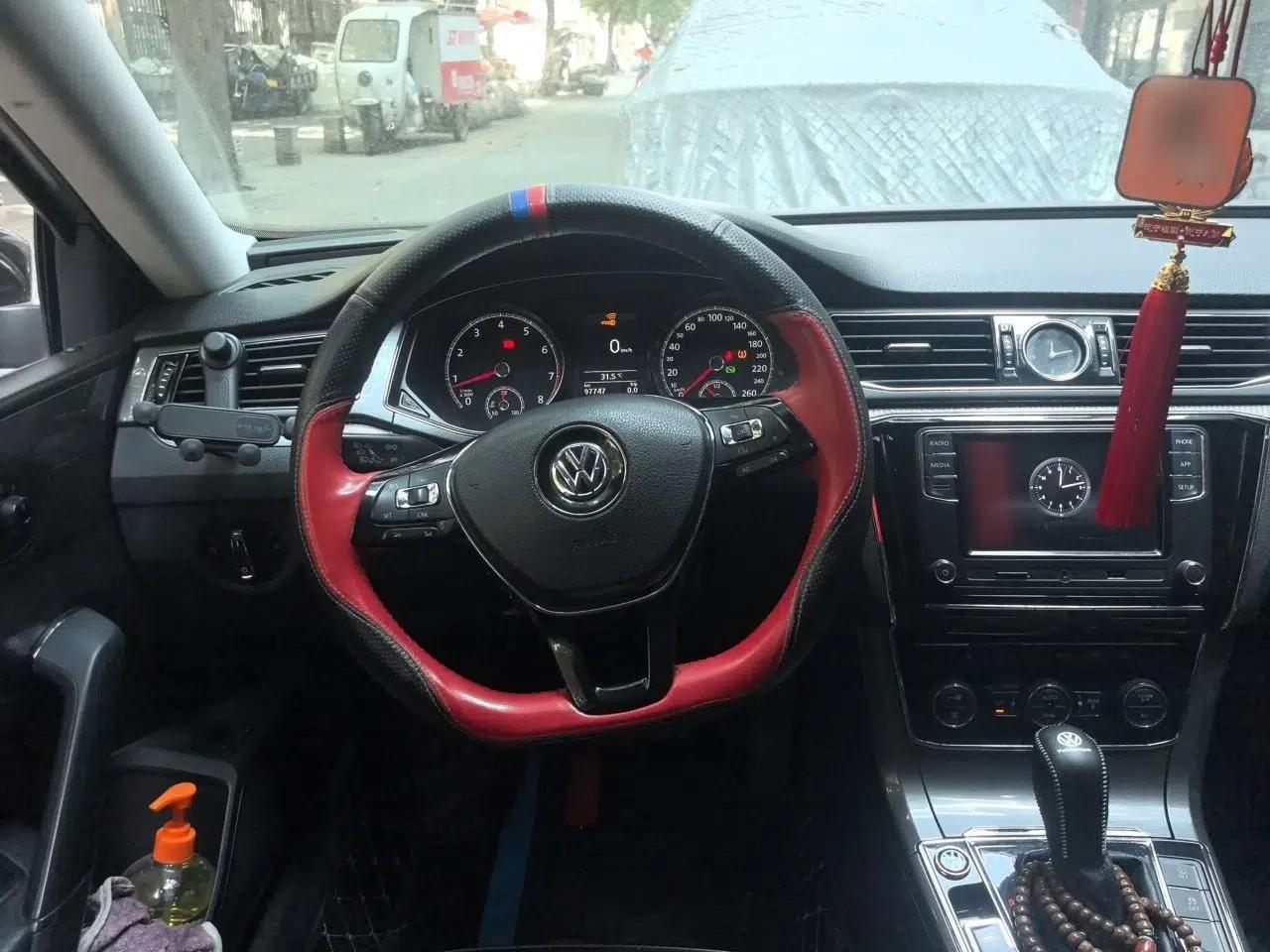 Volkswagen Passat 2017 330TSI DSG Luxury Edition — миниатюра 10