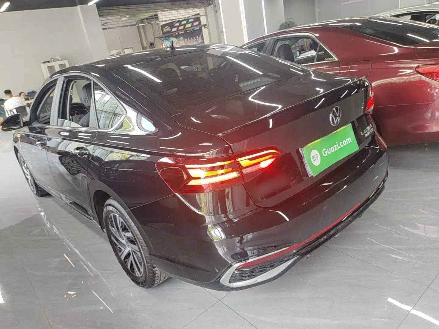 Volkswagen Lavida 2024 300TSI DSG Starry Sky Deluxe Edition — миниатюра 4