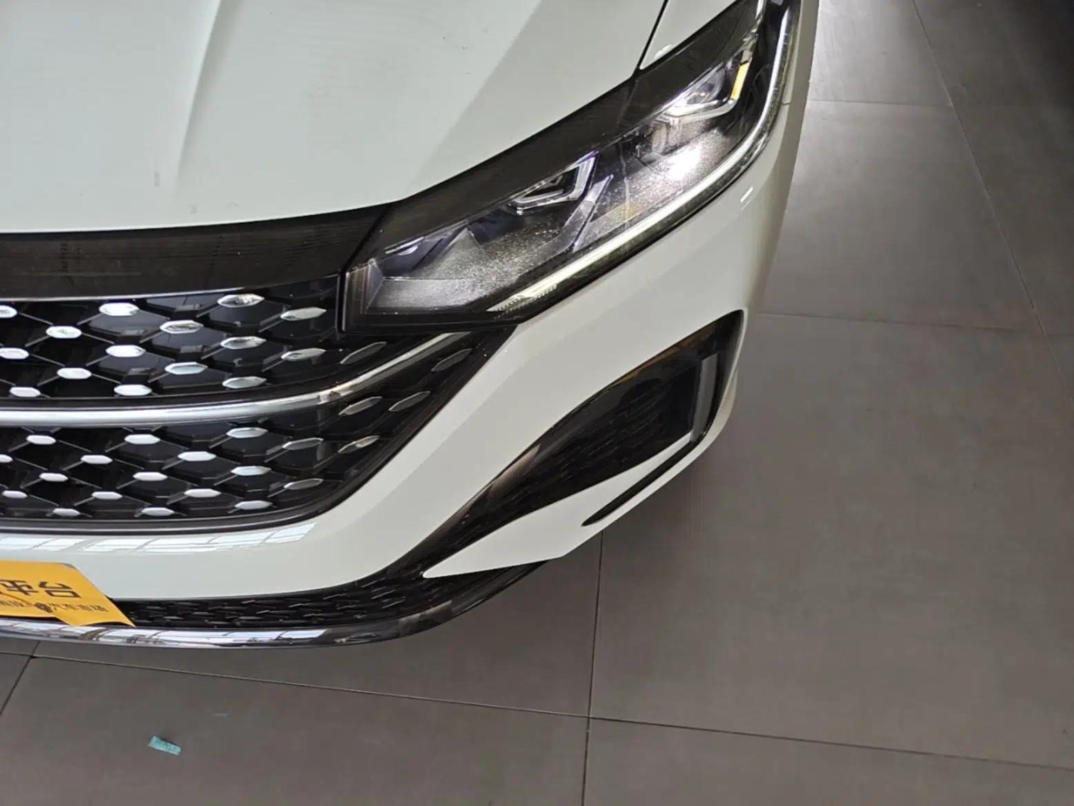 Volkswagen Lavida 2026 1.5L Automatic Starry Five-Million Edition — миниатюра 8