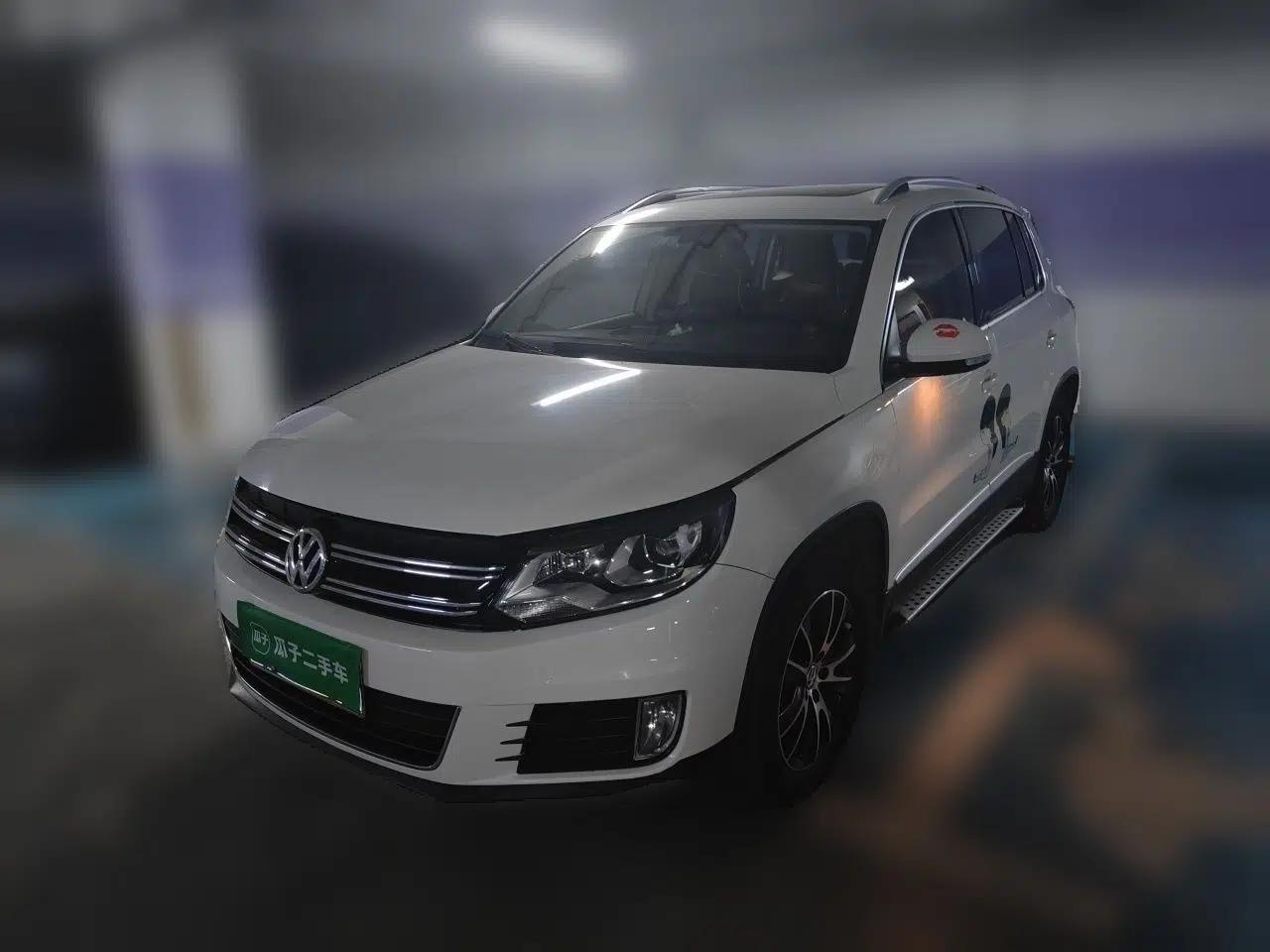 Volkswagen Tiguan 2015 1.8TSI Automatic All-Wheel-Drive Luxury Model — миниатюра 1