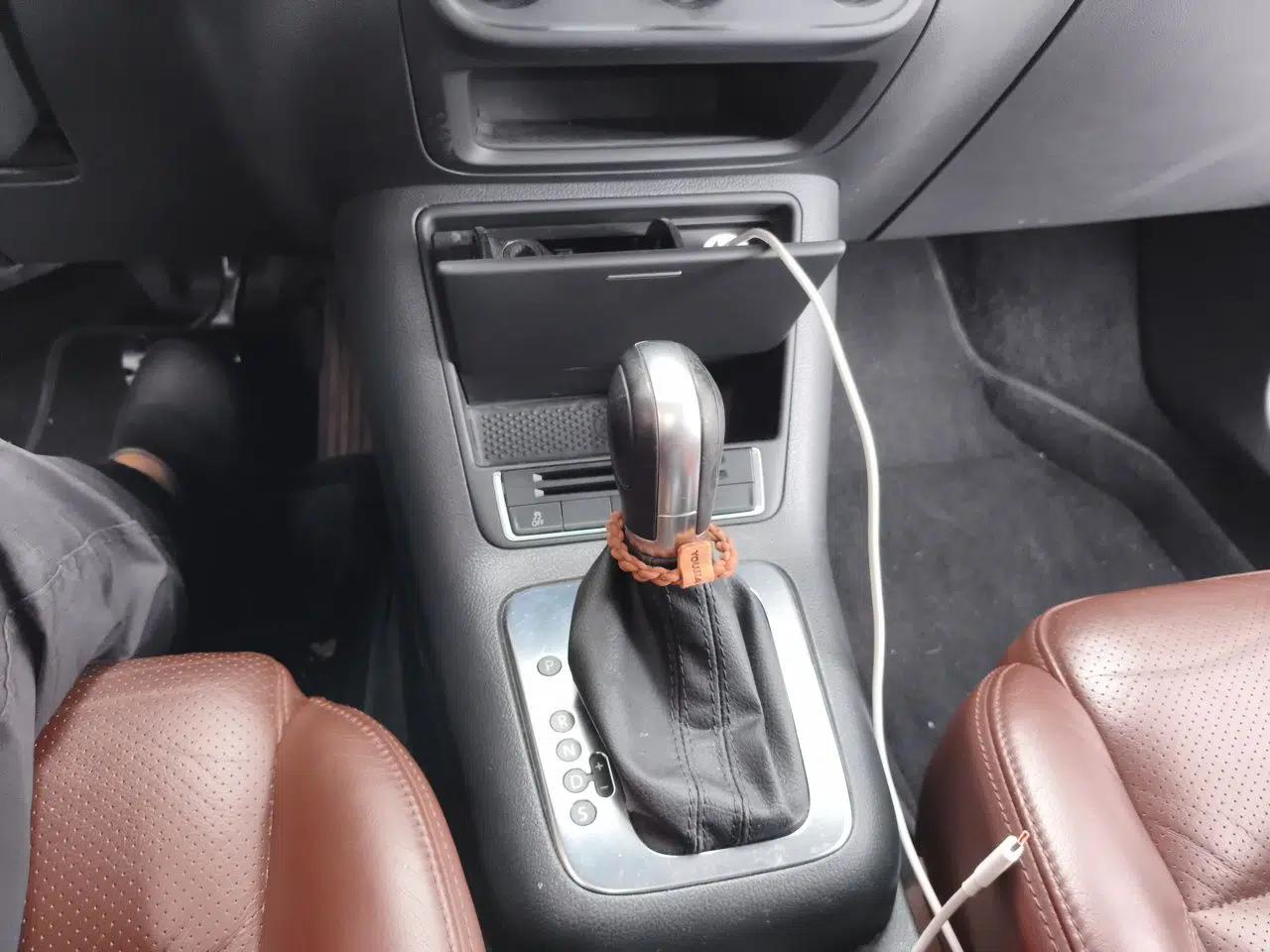 Volkswagen Tiguan 2013 1.8TSI Automatic Two-Wheel Drive Luxury Model — миниатюра 14