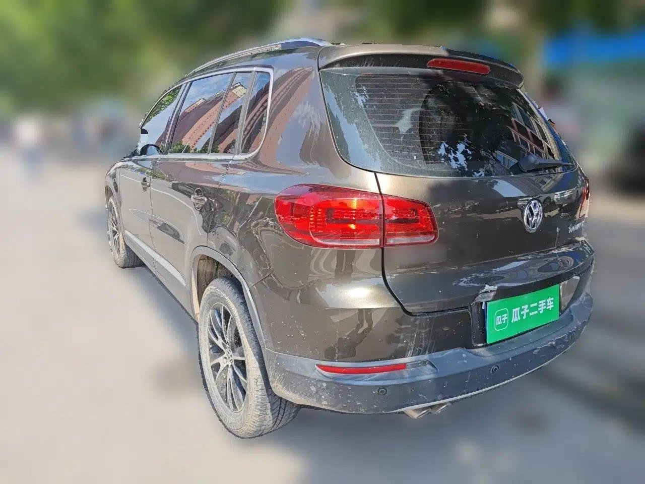 Volkswagen Tiguan 2015 1.8TSI Automatic Two-Wheel Drive Luxury Model — миниатюра 4