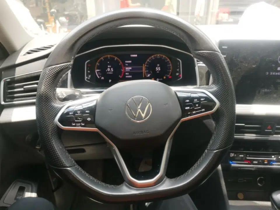 Volkswagen Tiguan L 2022 330TSI Automatic Two-Wheel Drive Smart Edition — миниатюра 13