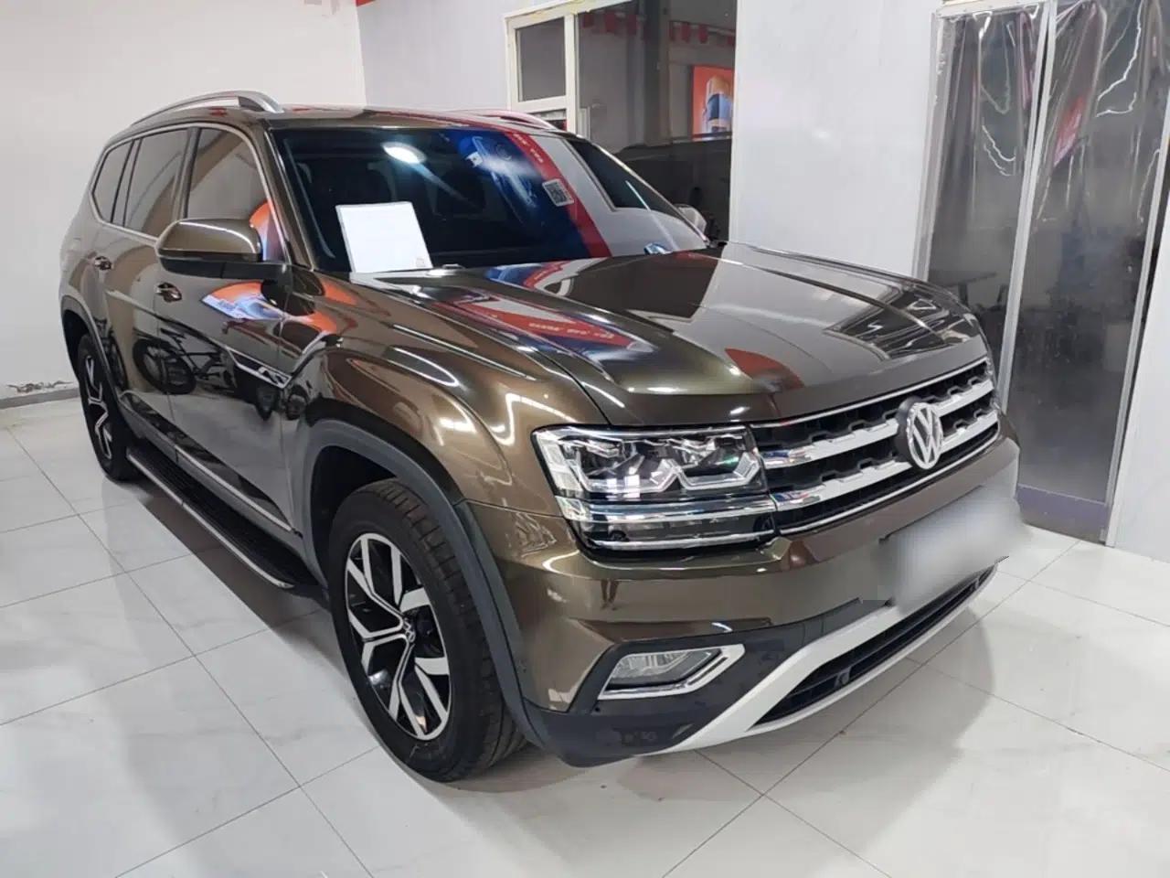 Volkswagen Teramont 2017 330TSI Two-Wheel-Drive Luxury Edition — миниатюра 3