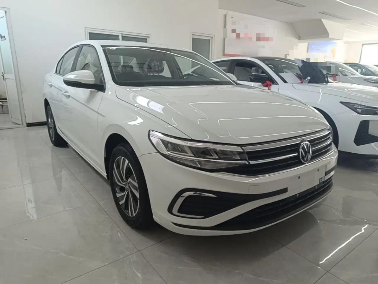 Volkswagen Bora 2026 200TSI DSG Yuexing Navigation Edition — миниатюра 3