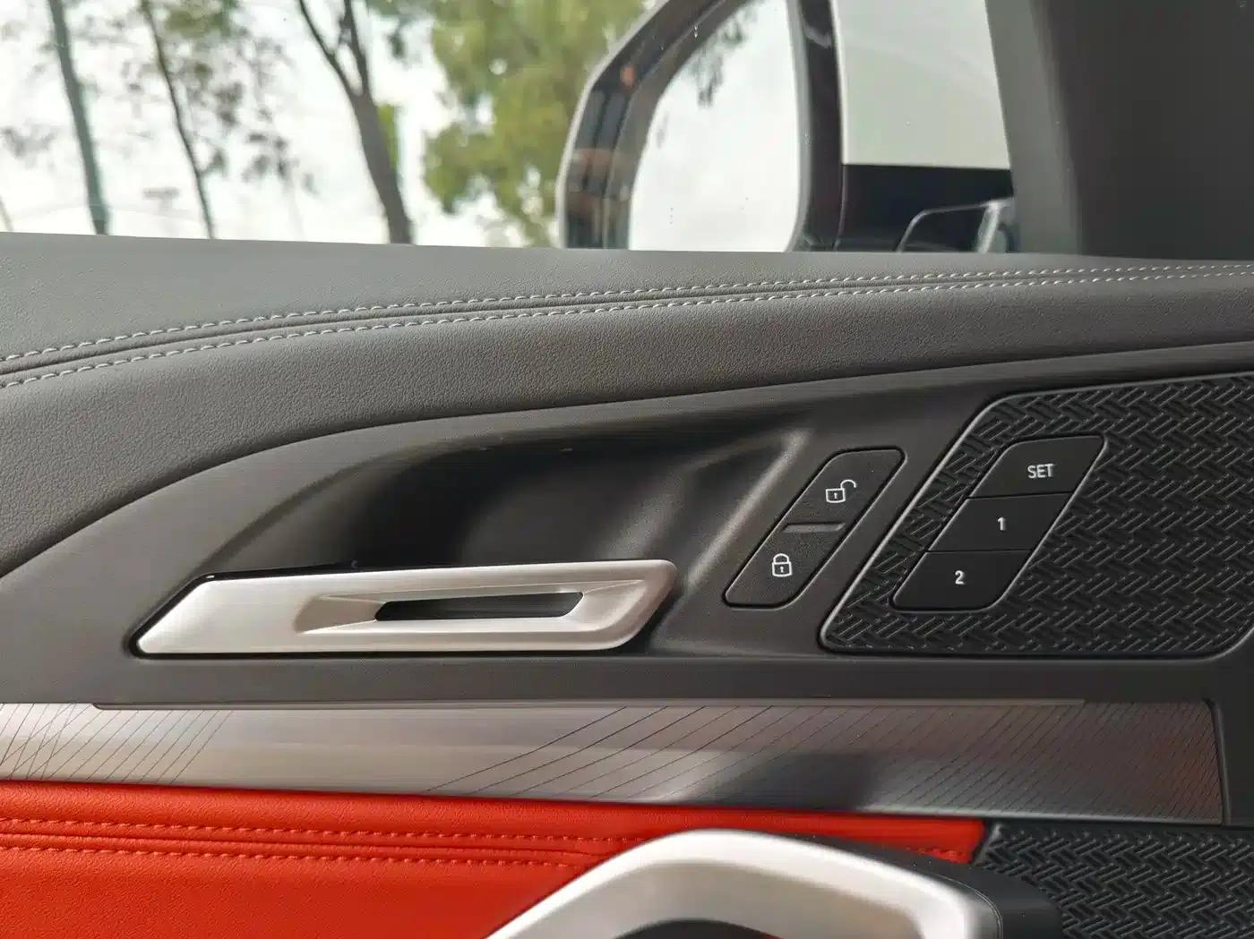 BMW X1 2025 sDrive25Li M Sport Package — миниатюра 20