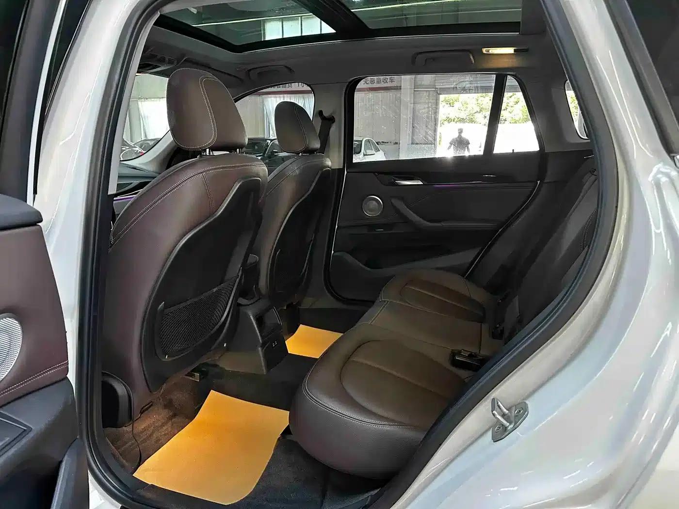 BMW X1 2021 sDrive20Li Fashion Edition — миниатюра 16
