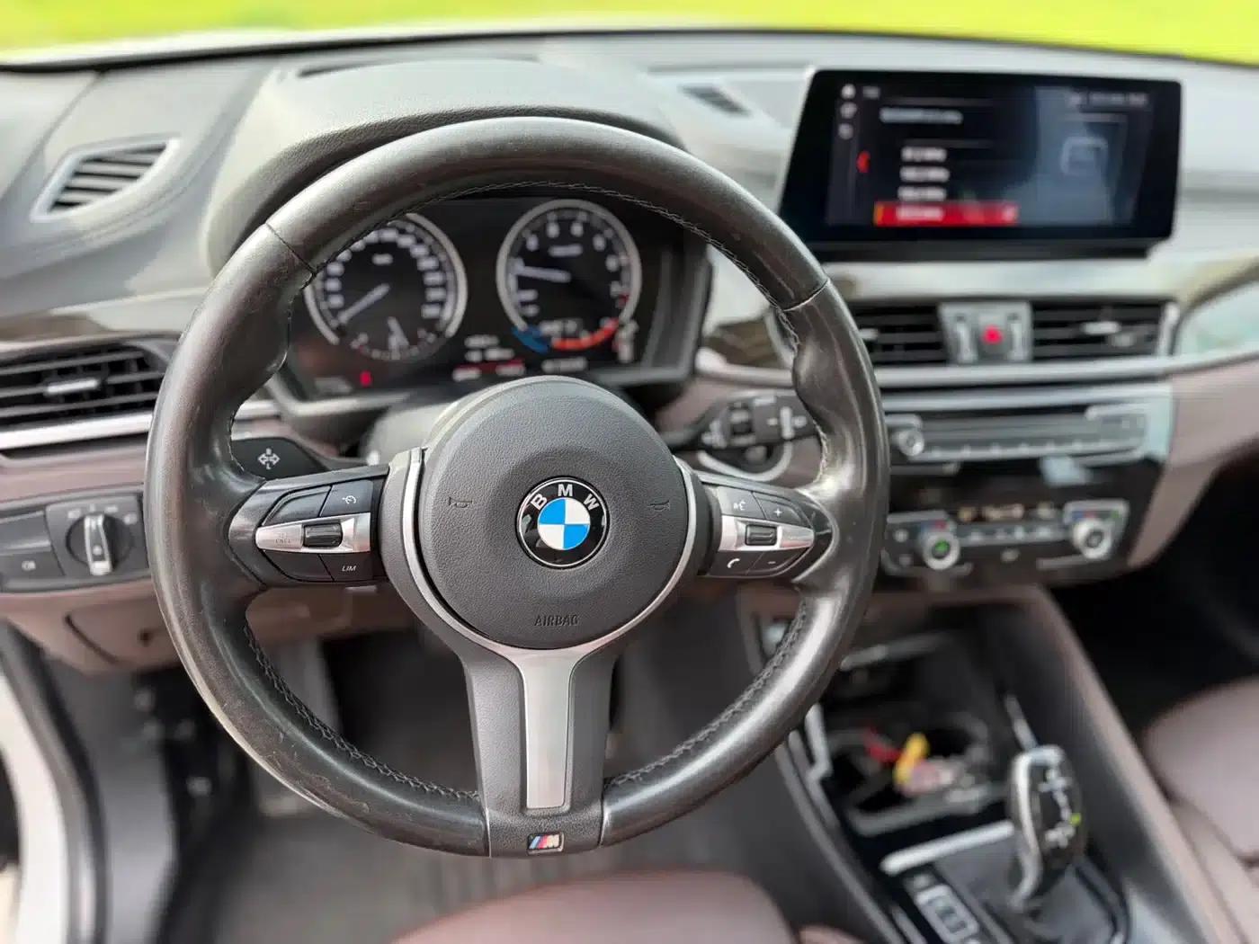 BMW X1 2021 xDrive25Li Premium — миниатюра 8