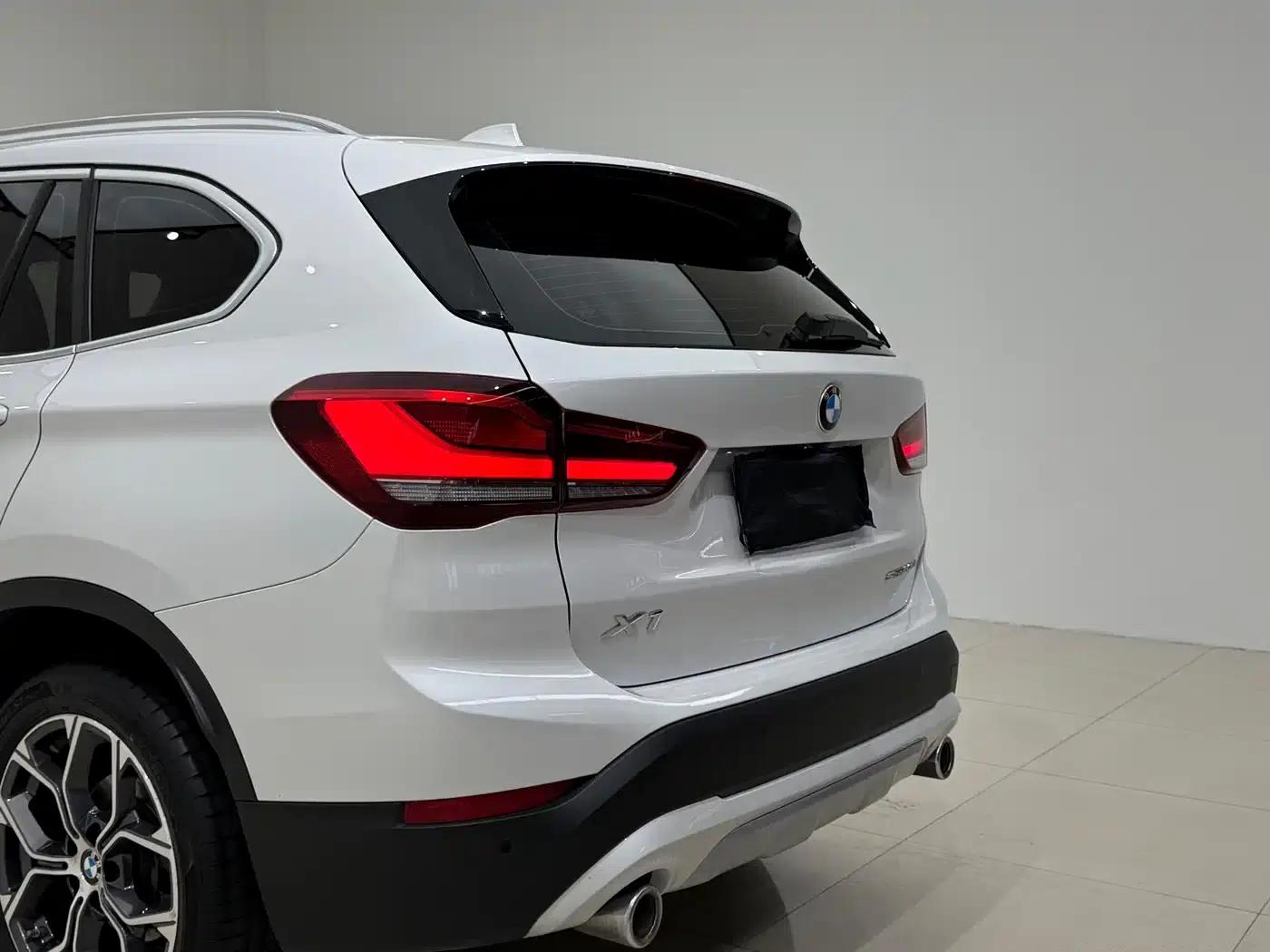BMW X1 2022 sDrive20Li Premium — миниатюра 8