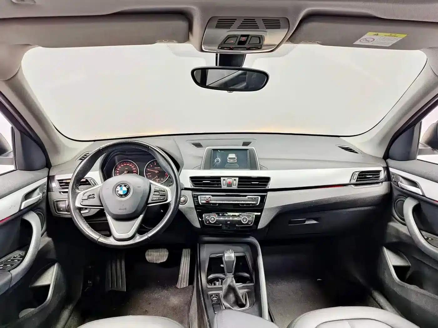 BMW X1 2016 sDrive18Li Fashion Edition — миниатюра 12