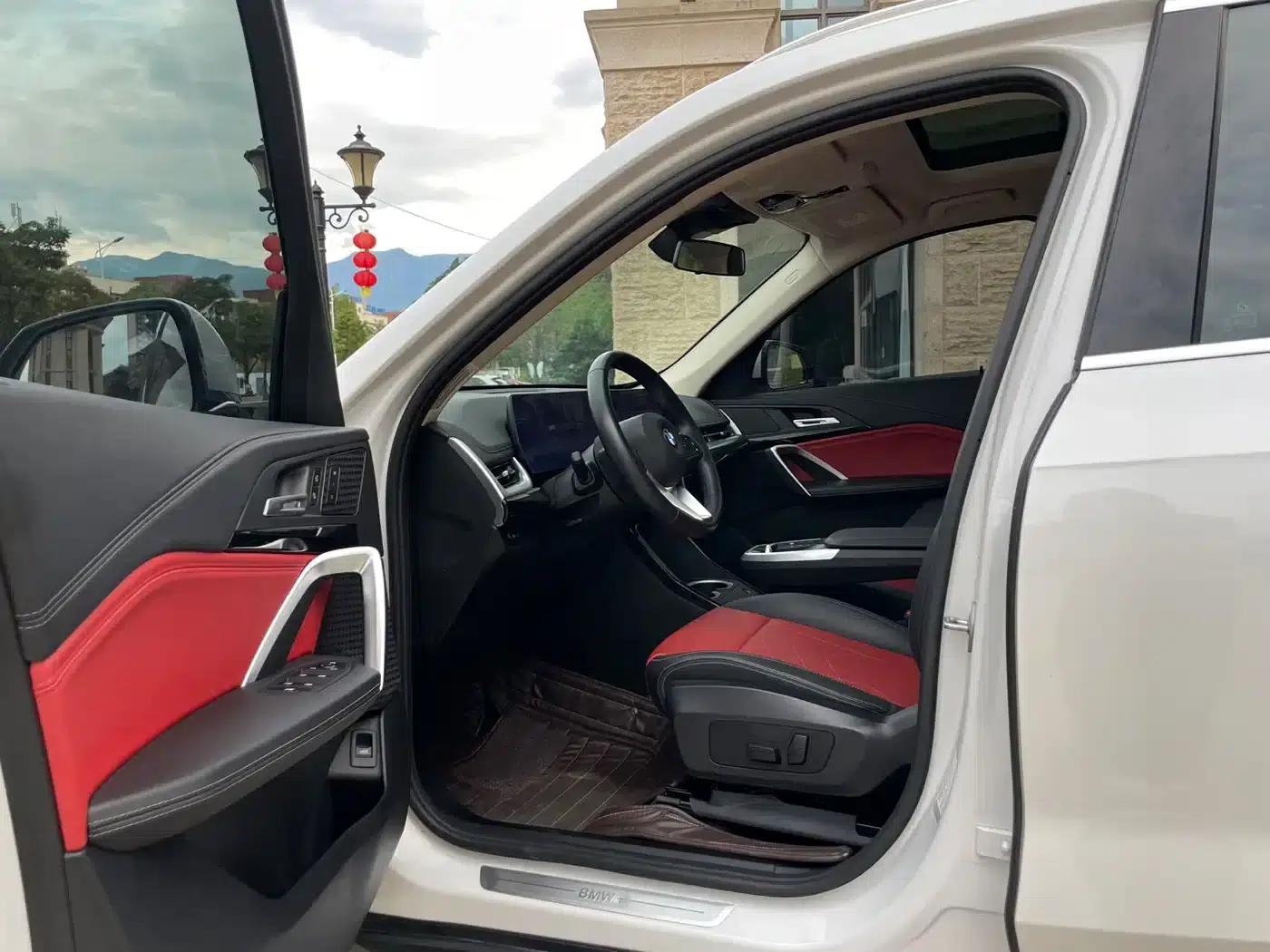 2023 BMW X1 sDrive20Li X Design Package — миниатюра 4