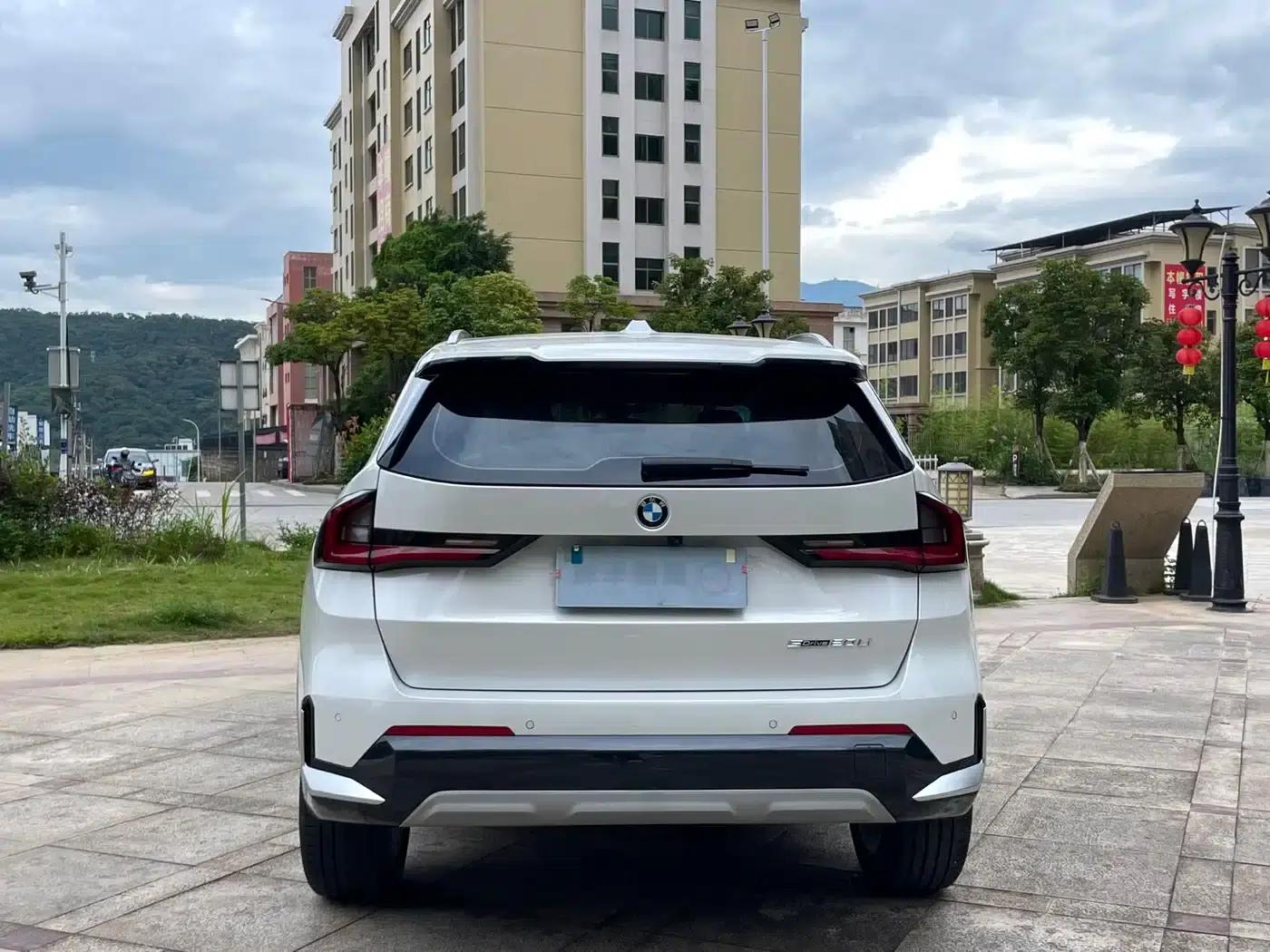 2023 BMW X1 sDrive20Li X Design Package — миниатюра 7