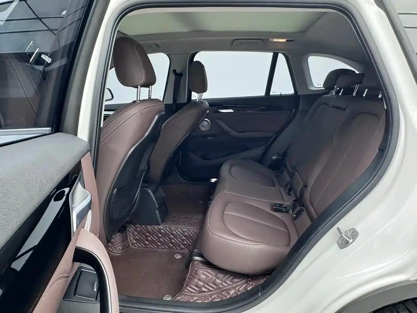 BMW X1 2022 sDrive20Li Fashion Edition — миниатюра 14