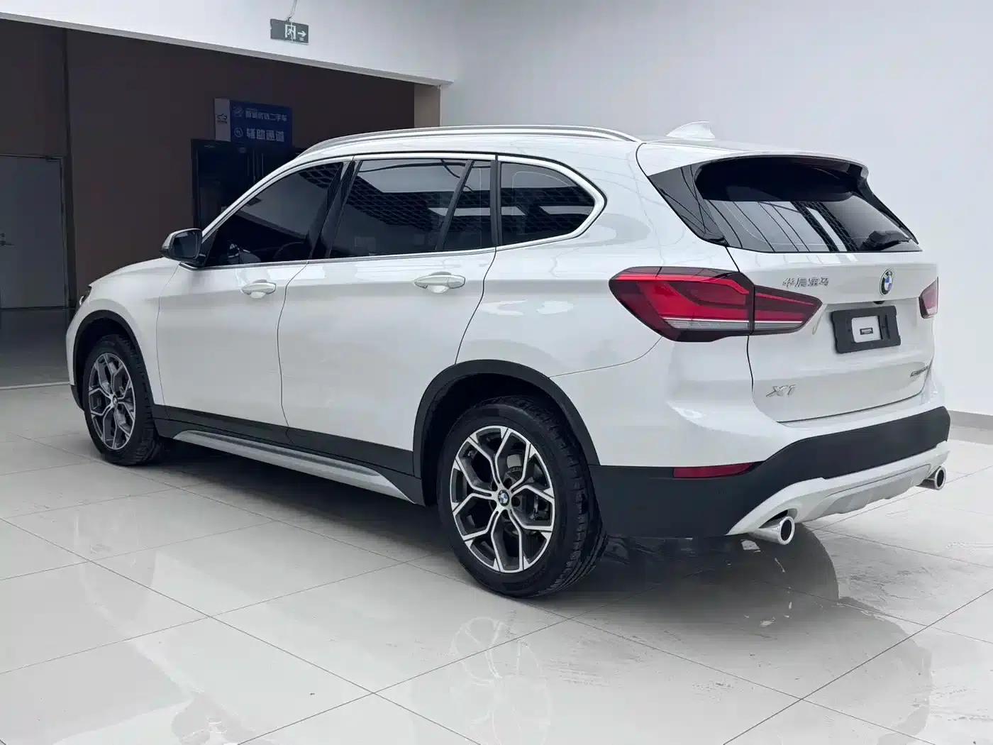 BMW X1 2022 sDrive20Li Fashion Edition — миниатюра 5