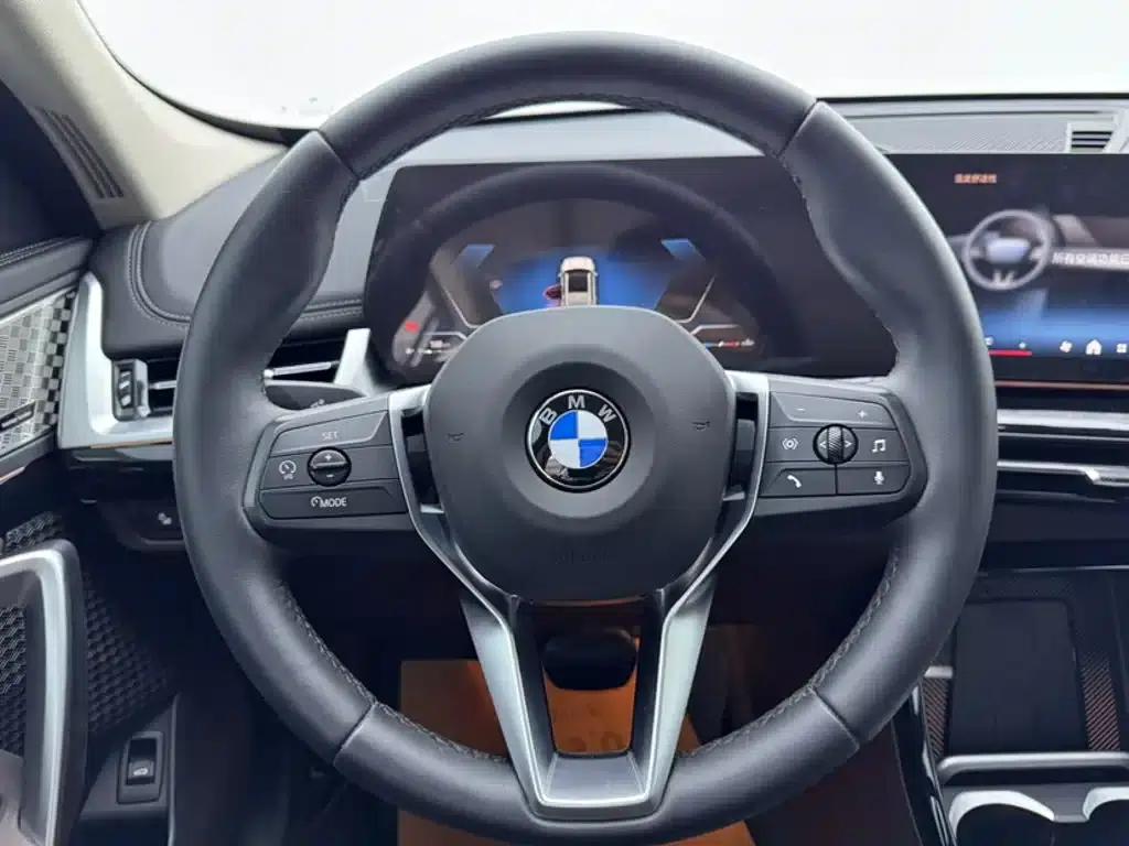 2023 BMW X1 sDrive25Li X Design Package — миниатюра 3