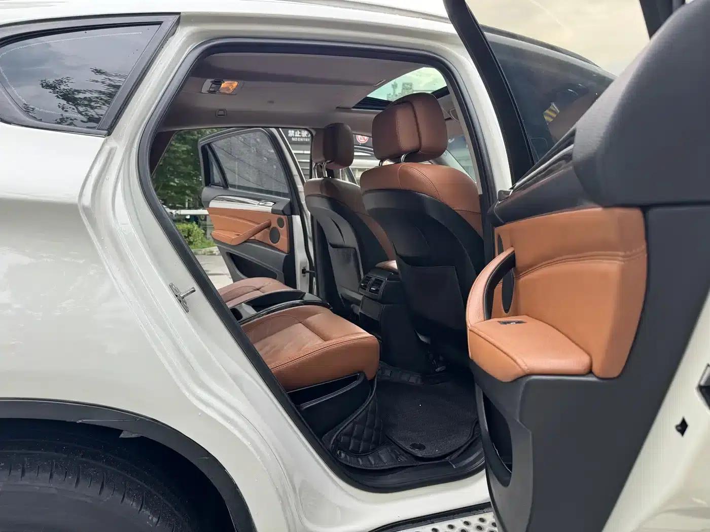 BMW X6 2012 xDrive35i — миниатюра 11