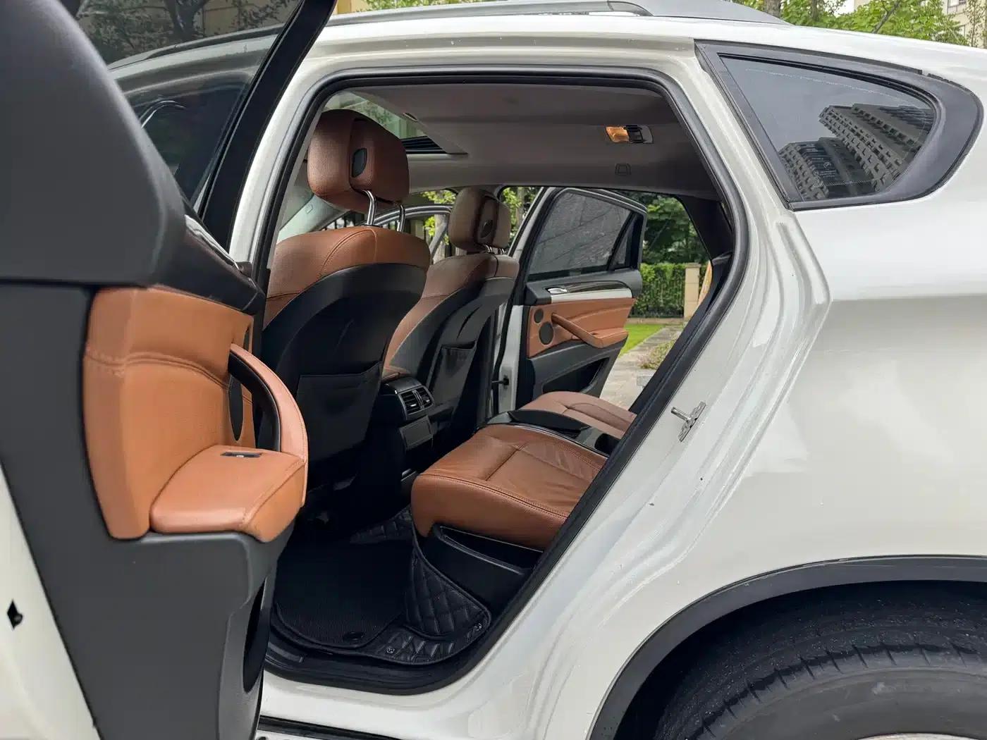 BMW X6 2012 xDrive35i — миниатюра 13
