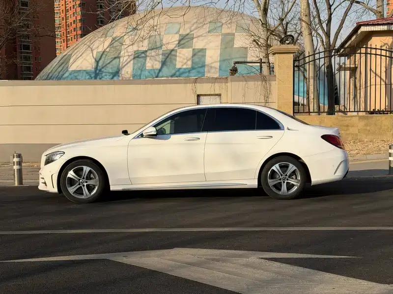 2020 Mercedes-Benz C-Class C 260 L Sport Edition — миниатюра 3