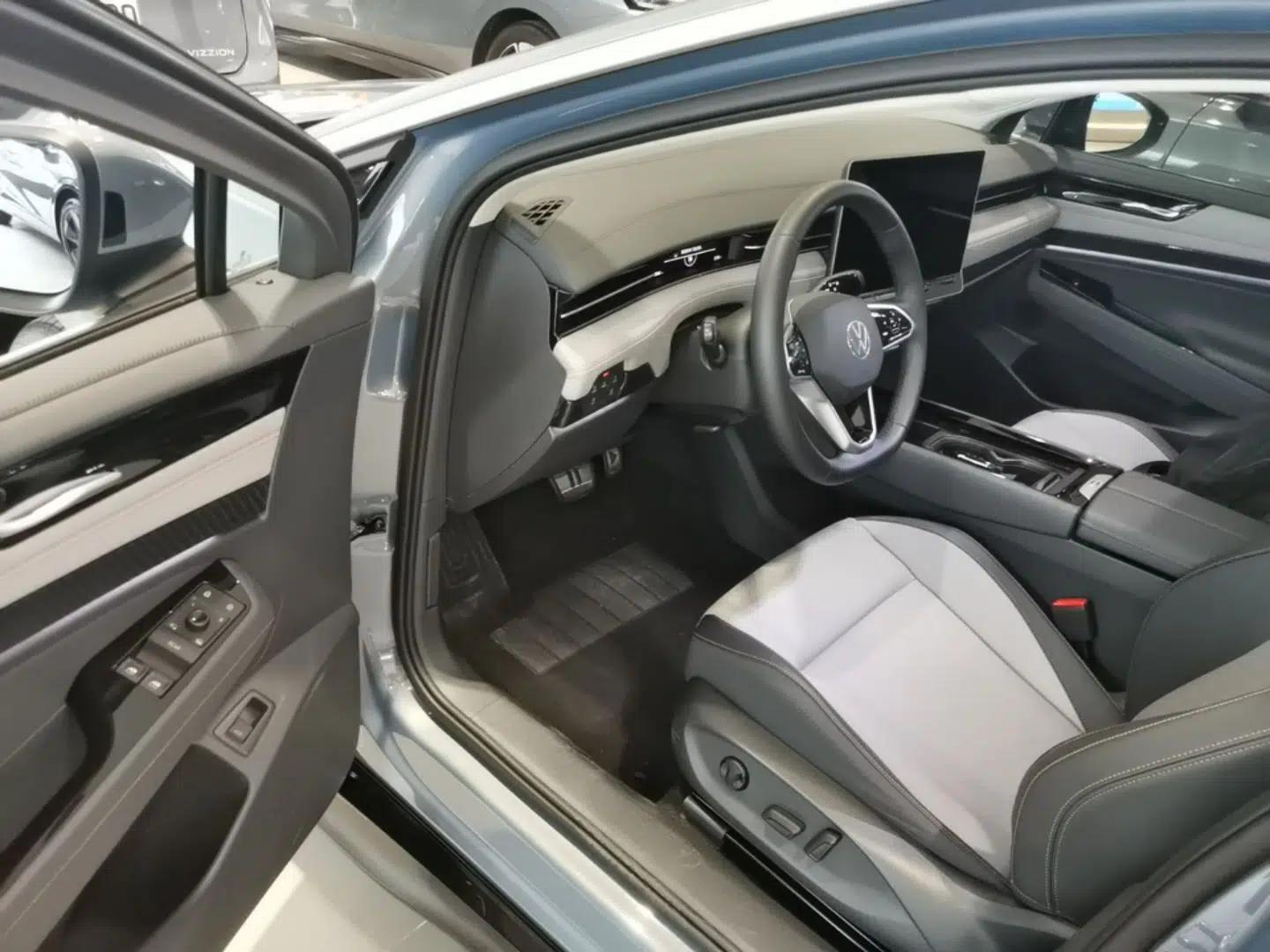 Volkswagen ID.7 VIZZION 2024 AIR model — миниатюра 18