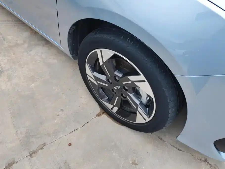 Geely Emgrand L HiP 2022 1.5TD-DHT Pro 100KM Super — миниатюра 5