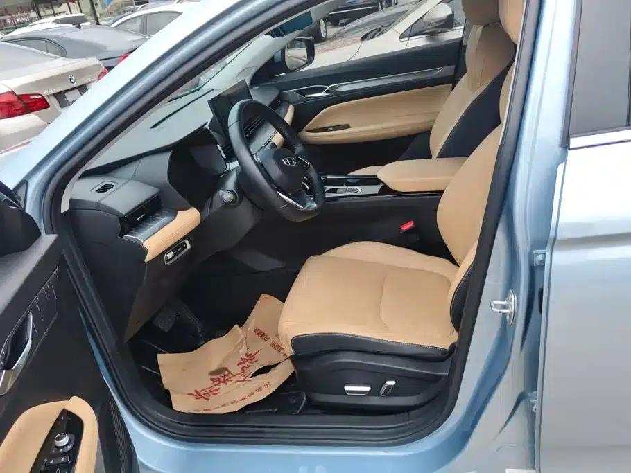 Geely Emgrand L HiP 2022 1.5TD-DHT Pro 100KM Super — миниатюра 8