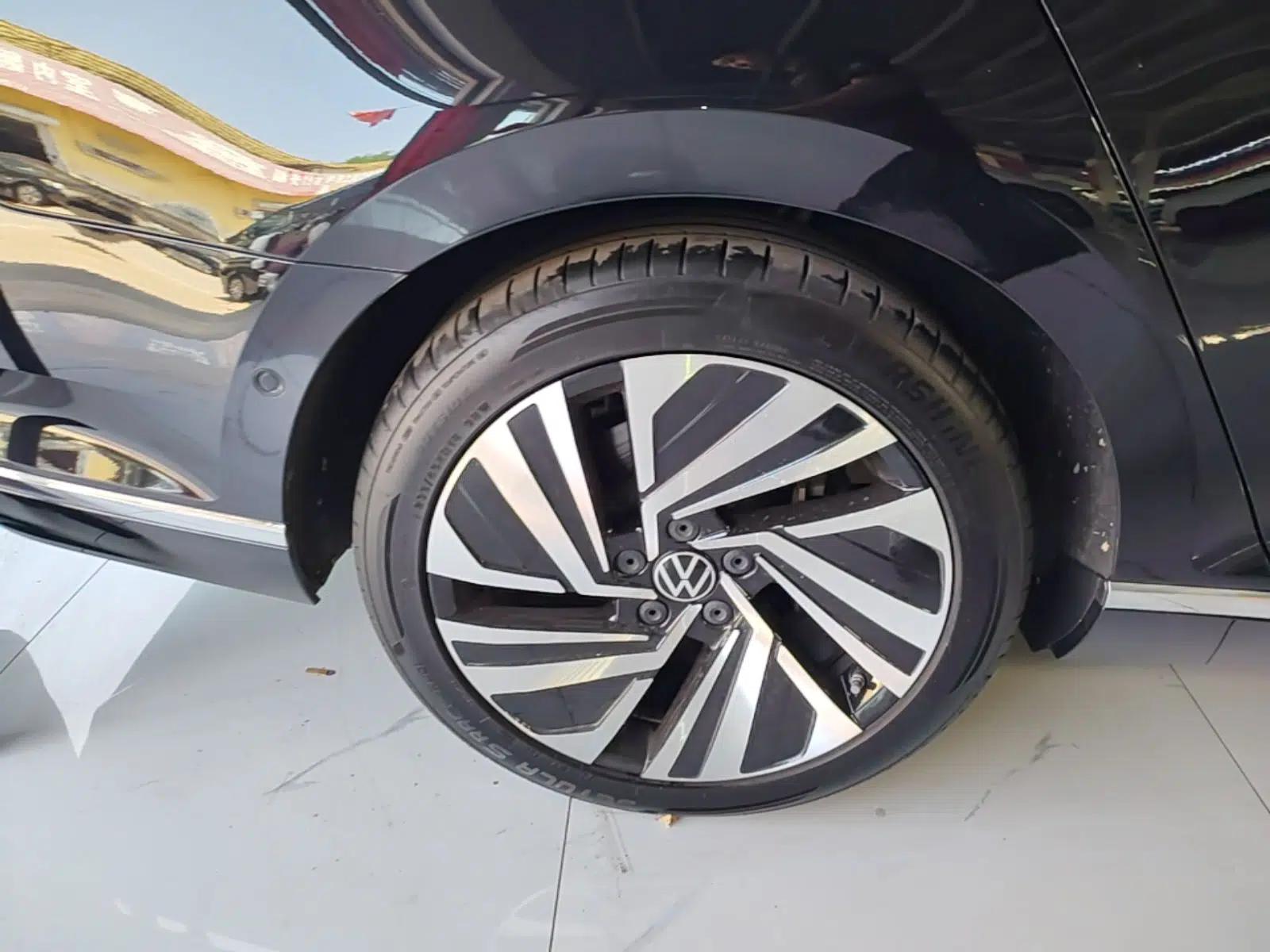 Volkswagen Magotan GTE Plug-in Hybrid 2020 GTE Prestige Model — миниатюра 11