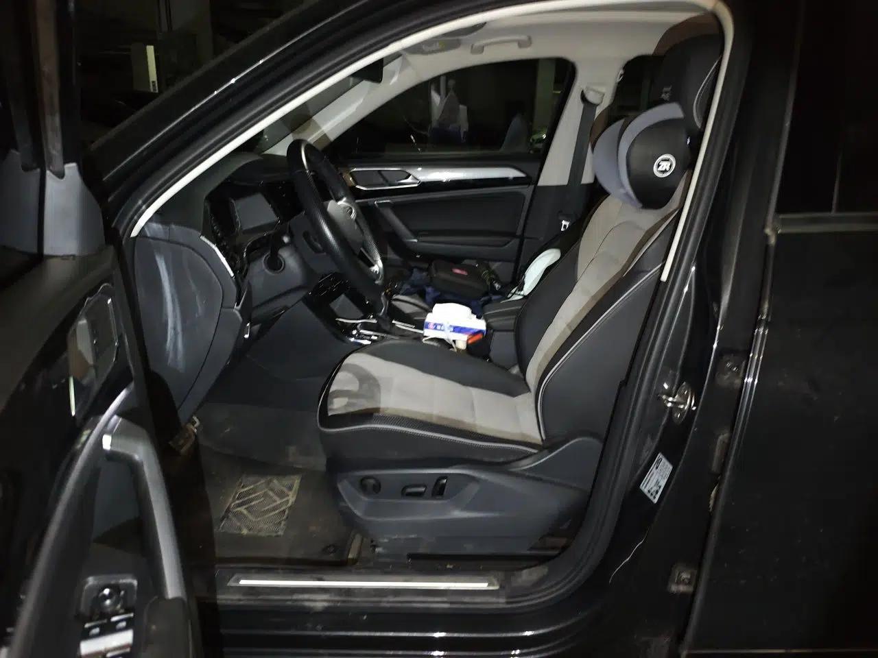 Volkswagen Tayron X 2020 330TSI Two-Wheel Drive Luxury Smart Connectivity Version — миниатюра 15