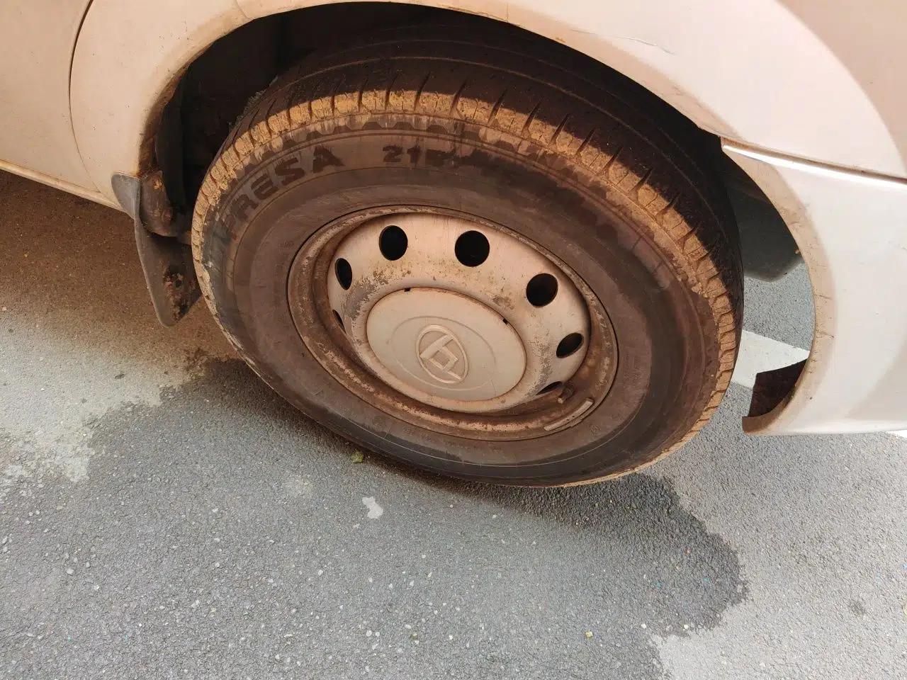 SAIC MAXUS Xintu V80 Datong V80 2022 2.0T Manual Three-Seater Van — миниатюра 8