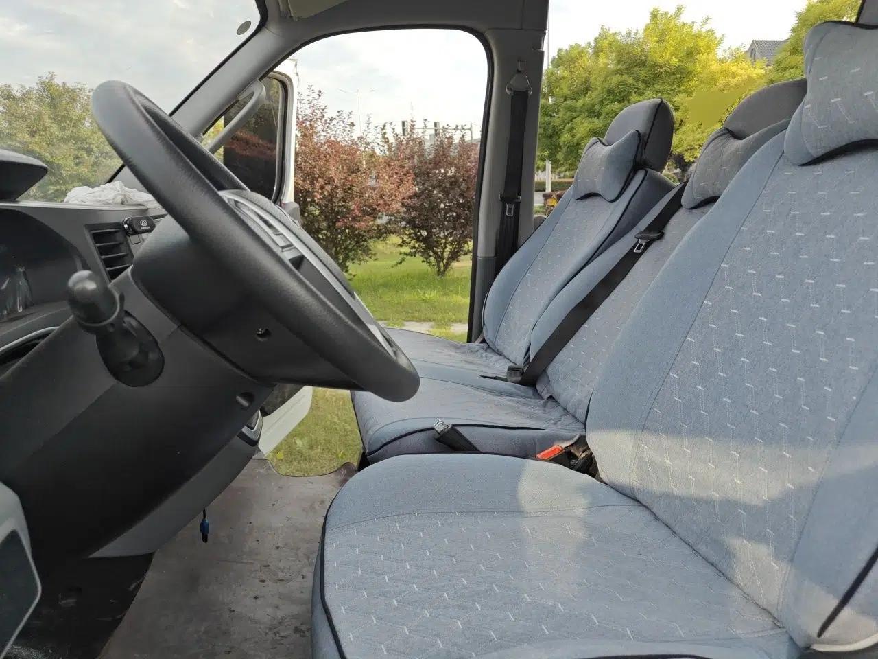 SAIC MAXUS Xintu V80 2021 2.0T PLUS Manual All-Around King Long Wheelbase Mid-Roof Variant with 6/7/8/9 Seats — миниатюра 15