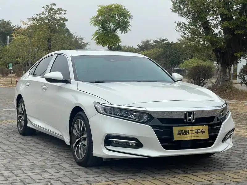 2018 Honda Accord Hybrid 2.0L Elite Edition (National VI Emission Standard) — миниатюра 3