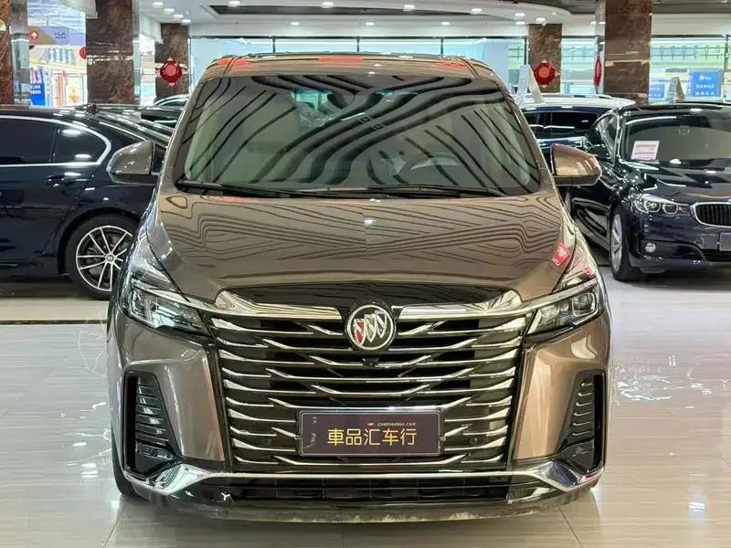 Buick GL8 2022 Facelift Land Business Class 2.0T Premium Edition — миниатюра 2