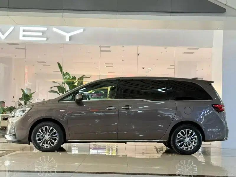 Buick GL8 2022 Facelift Land Business Class 2.0T Premium Edition — миниатюра 4