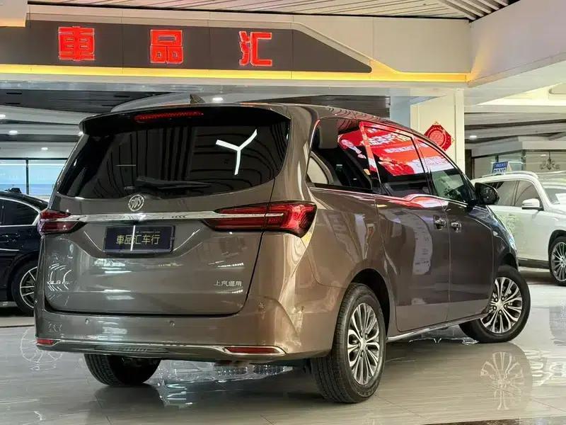 Buick GL8 2022 Facelift Land Business Class 2.0T Premium Edition — миниатюра 6