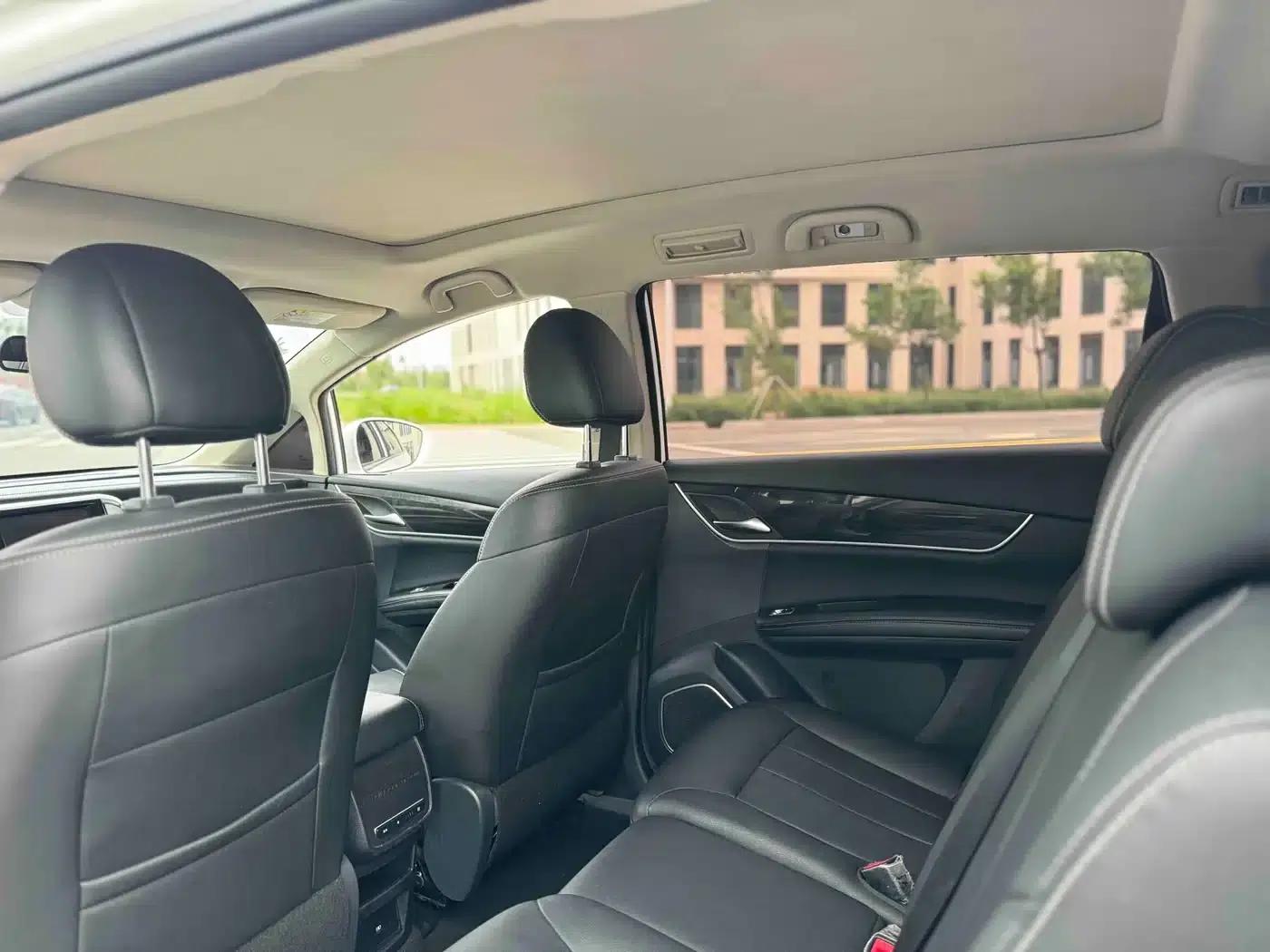 Song MAX 2018 1.5T Automatic Intelligent Premium 7-seater — миниатюра 5