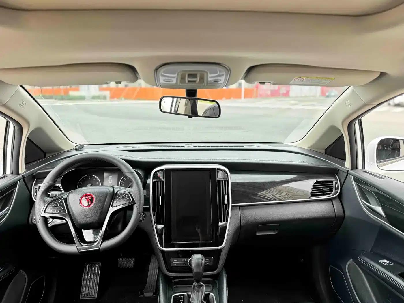 Song MAX 2018 1.5T Automatic Intelligent Premium 7-seater — миниатюра 6
