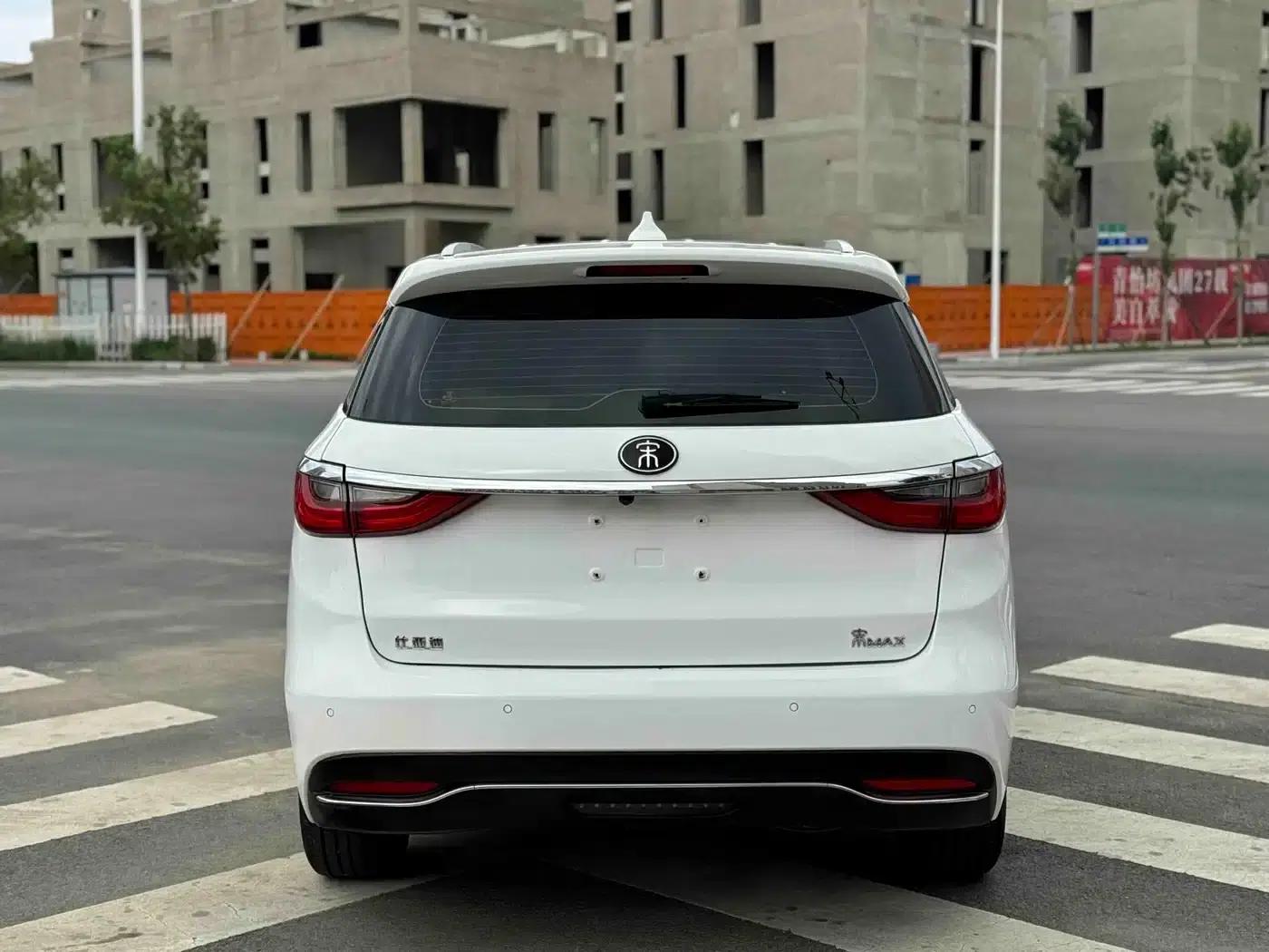 Song MAX 2018 1.5T Automatic Intelligent Premium 7-seater — миниатюра 8