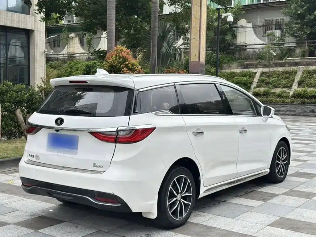 Song MAX 2017 1.5T Automatic Intelligent Premium 7-seater — миниатюра 19