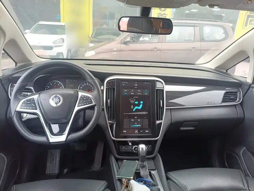 Song MAX 2017 1.5T Automatic Intelligent Premium 7-seater — миниатюра 3