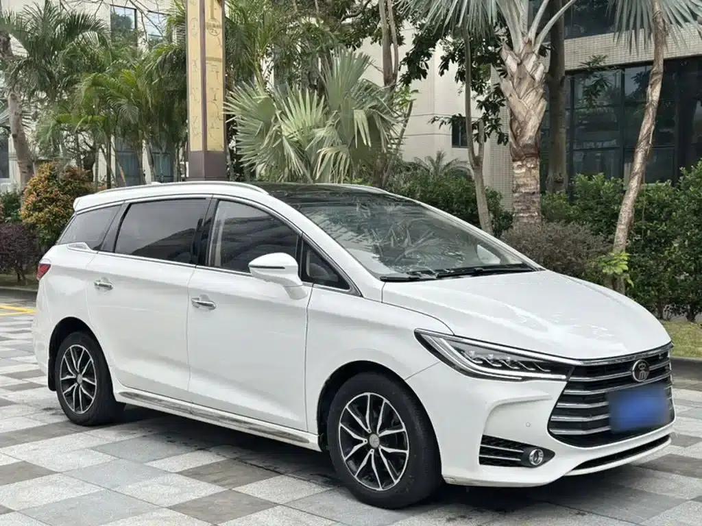 Song MAX 2017 1.5T Automatic Intelligent Premium 7-seater — миниатюра 23