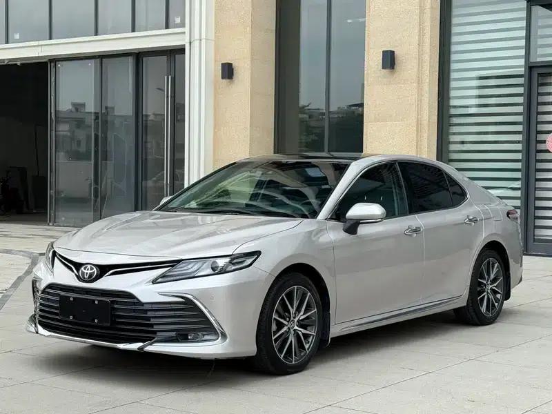 2023 Camry 2.5G Luxury Edition — миниатюра 1