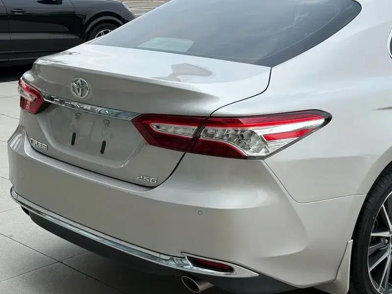 2023 Camry 2.5G Luxury Edition — миниатюра 14