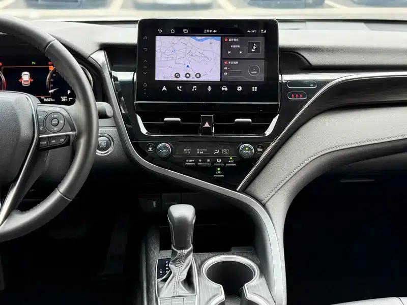 2023 Camry 2.5G Luxury Edition — миниатюра 17