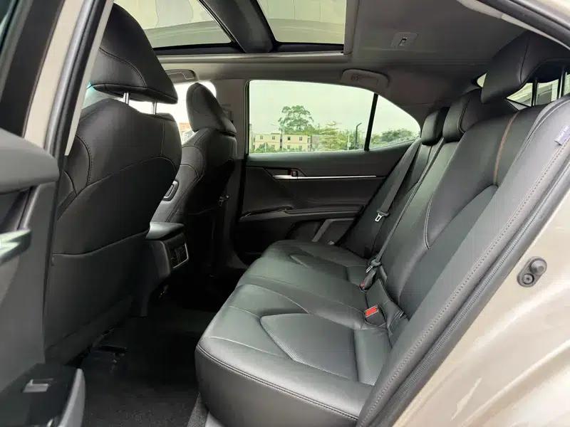 2023 Camry 2.5G Luxury Edition — миниатюра 28