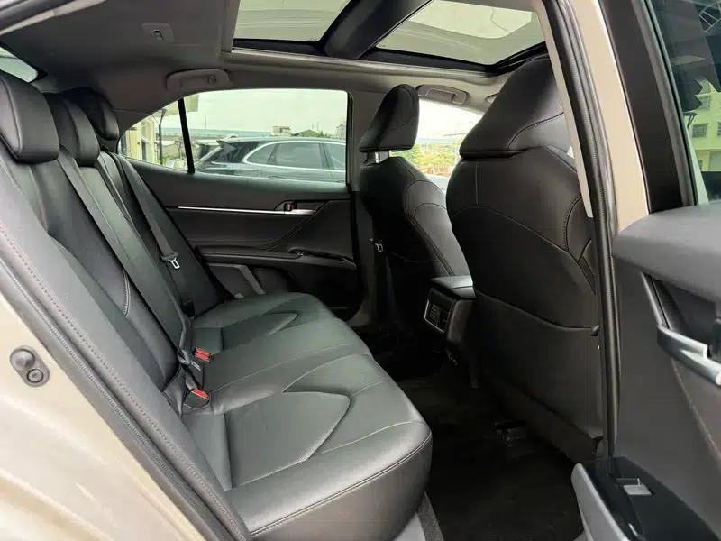 2023 Camry 2.5G Luxury Edition — миниатюра 31