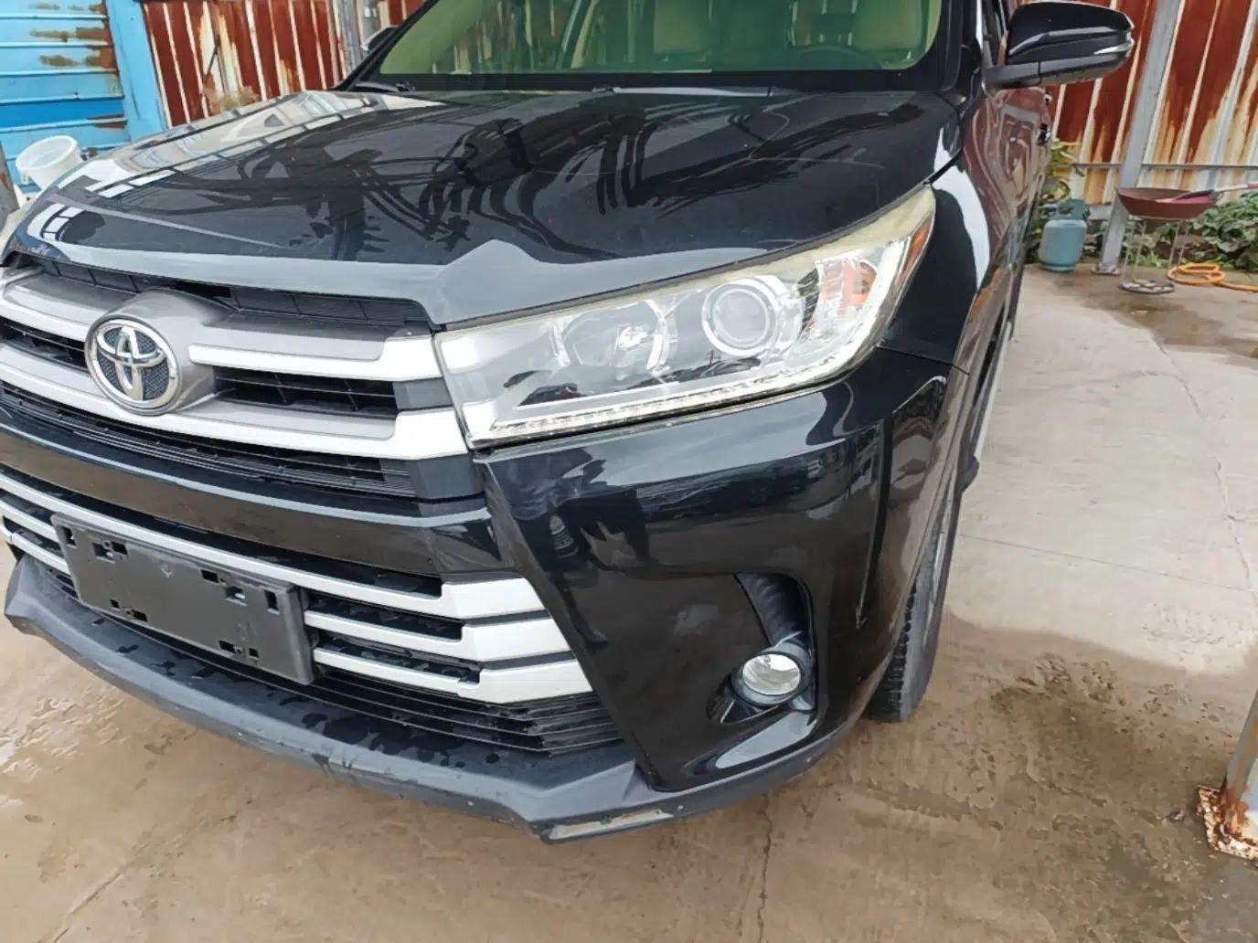 Toyota Highlander 2018 2.0T Two-Wheel Drive Elite Edition 7 Seats Emission Standard China V — миниатюра 8